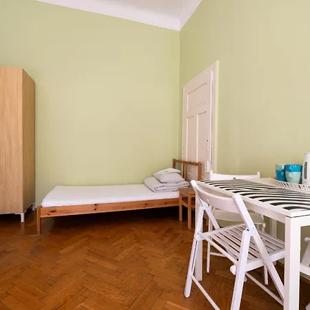 Trzy Kafki Private Vandrerhjem *