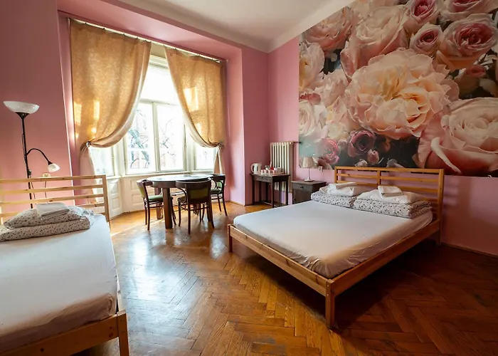 Trzy Kafki Private Hostel *