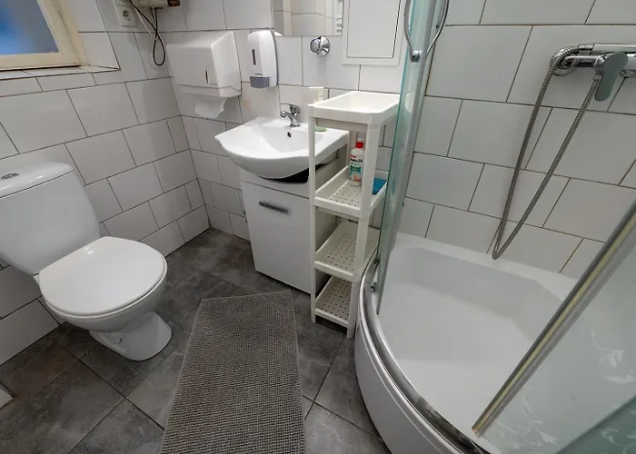 Hostel Trzy Kafki Private *