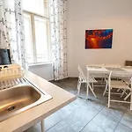 Trzy Kafki Private Краков