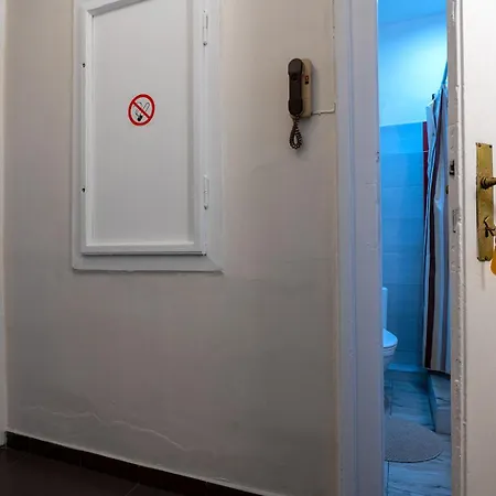 Trzy Kafki Private אכסניה