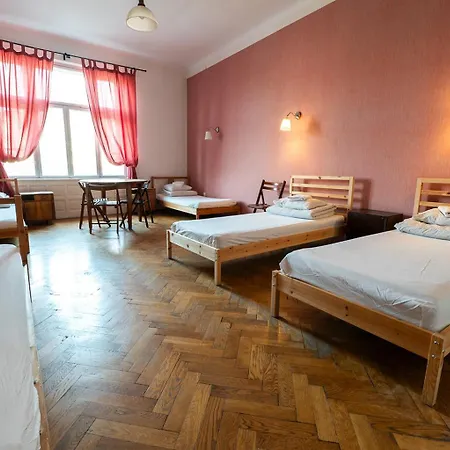 Trzy Kafki Private Hostal Cracovia