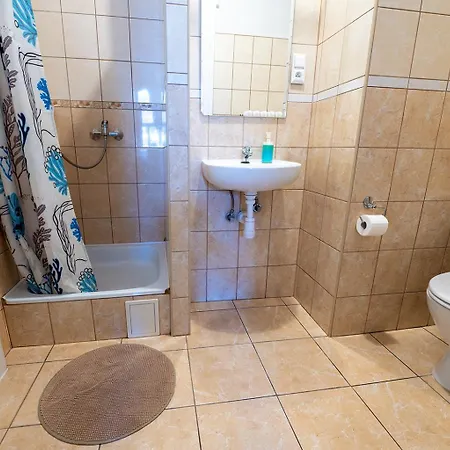 Hostal Trzy Kafki Private *