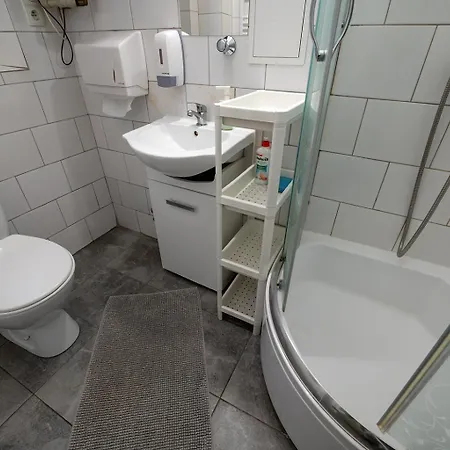 Hostal Trzy Kafki Private *