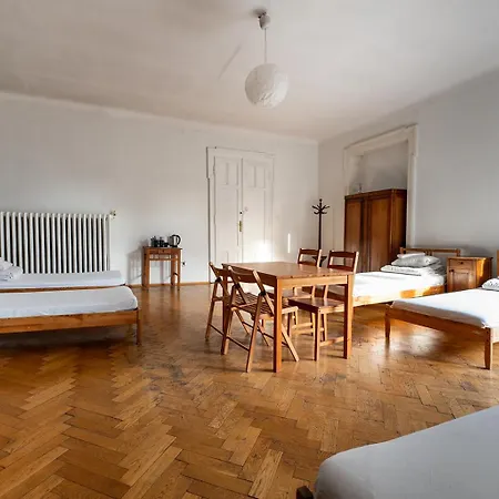 Trzy Kafki Private Hostel