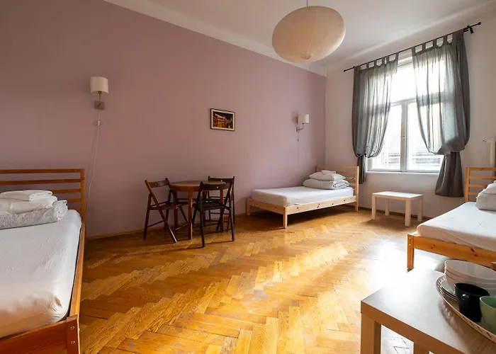 Trzy Kafki Private Hostel *