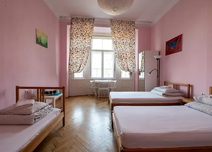 Hostel Trzy Kafki Private Krakau