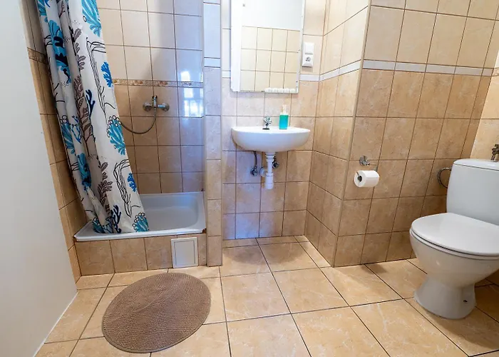 Hostel Trzy Kafki Private *